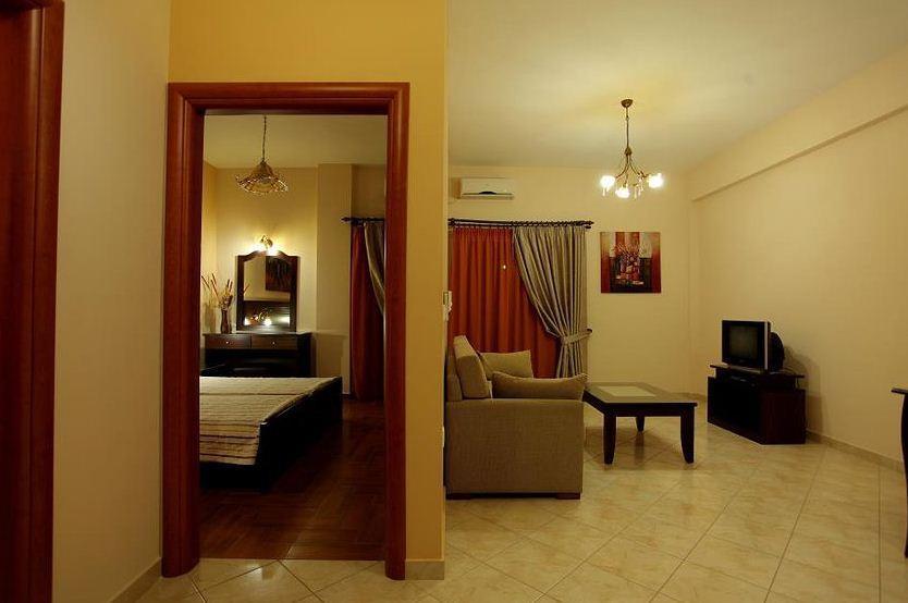 Pantheon Hotel & Suites Nerotrivia Bilik gambar